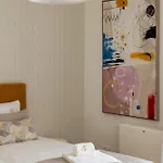 E5 *